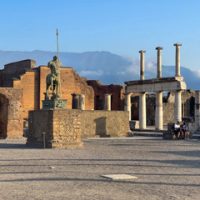 Pompeii, Fórum